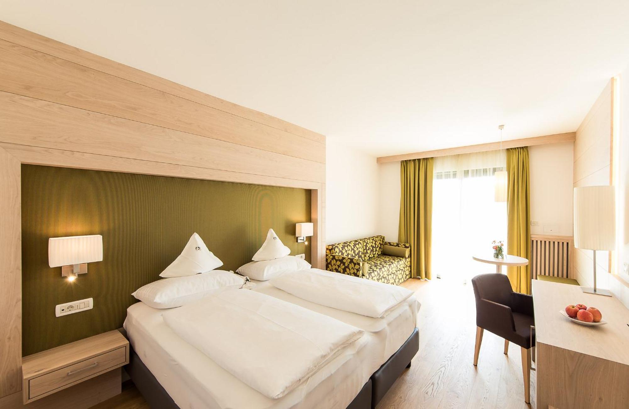 Hotel Lagrein Schenna Εξωτερικό φωτογραφία